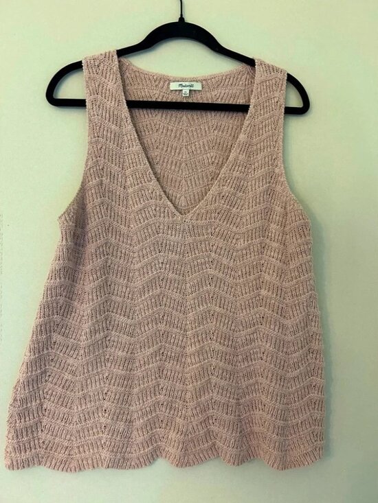 Tops - Madewell Crocheted V Neck Scalloped Knit Tank Size XL